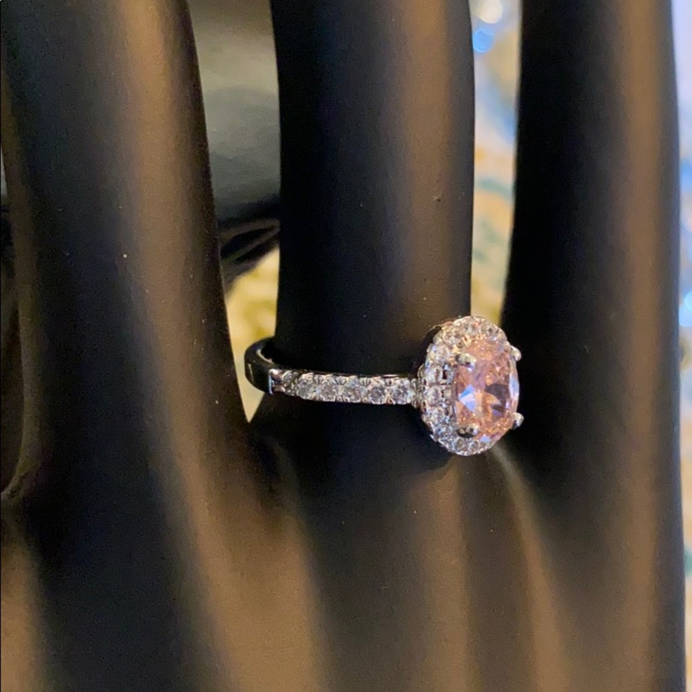 Jewlery - Picture 3 of 3